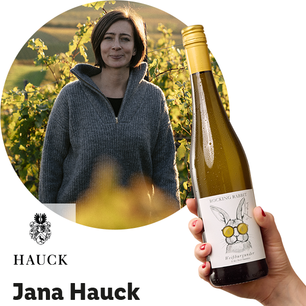 Weißwein-Cuvée “ROCKING RABBIT – Weißburgunder… and his best bunnies” von Jana Hauck von Jana Hauck Wein GmbH