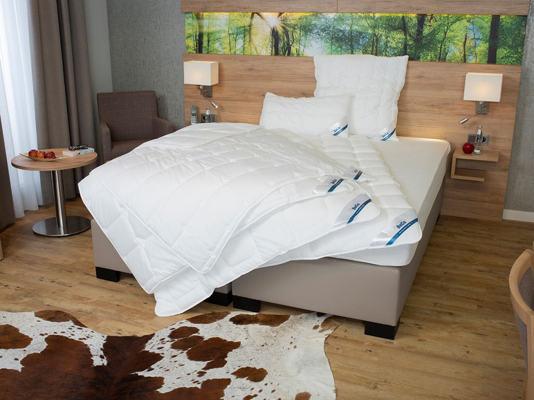 Gehe zu Vollbildansicht: BeCo Sommer-Bettdecke »Medibett Cotton Soft«, perfekte Klimatisierung, leicht - Bild 3