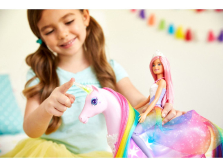 Gehe zu Vollbildansicht: Barbie »Dreamtopia Magisches Zauberlicht Einhorn«, mit Barbie und Zubehör, ab 3 Jahren - Bild 12