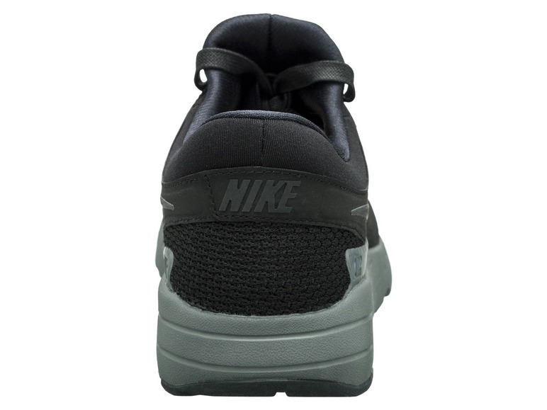 Gehe zu Vollbildansicht: Nike Herren Sneaker »Air Max Zero«, mit Mesh-Einsätzen, Schaumstoffsohle, leichte Dämpfung - Bild 5