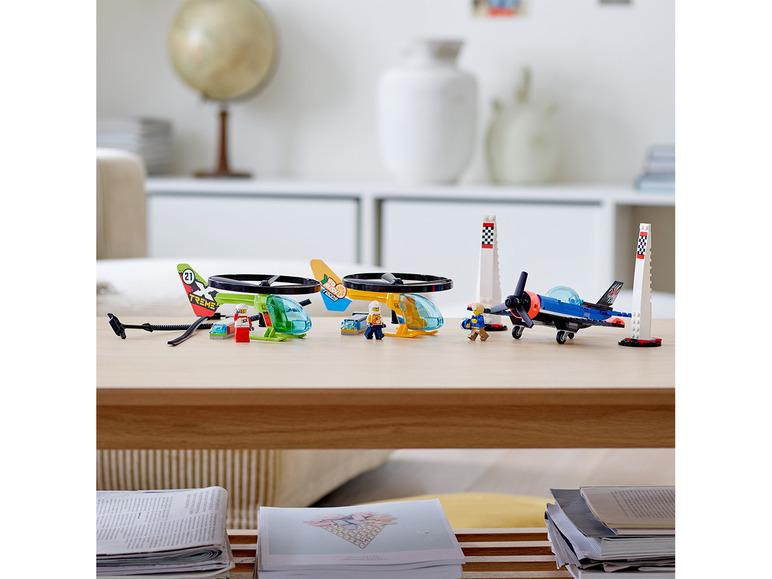 Gehe zu Vollbildansicht: LEGO® City 60260 »Air Race« - Bild 11