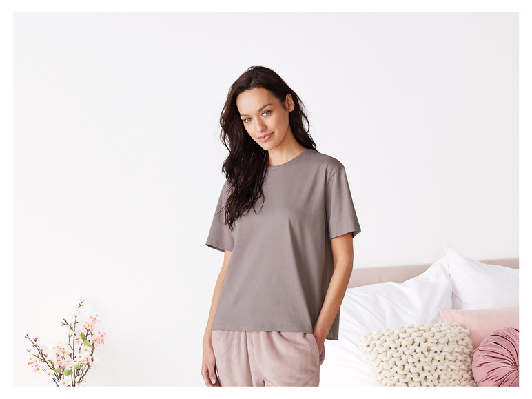 Gehe zu Vollbildansicht: esmara® Damen Pyjama-Set, 3-teilig, mit Rundhalsausschnitt - Bild 4