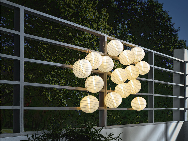 Gehe zu Vollbildansicht: LIVARNO home LED-Sommerlichterkette XXL, 2 W, 15 Lampions - Bild 5
