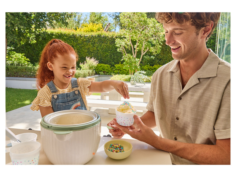 Gehe zu Vollbildansicht: ERNESTO® Eisbecher-Set \ Sundae-Waffelbecher-Set \ Trinkbecher-Set, BPA-frei - Bild 3