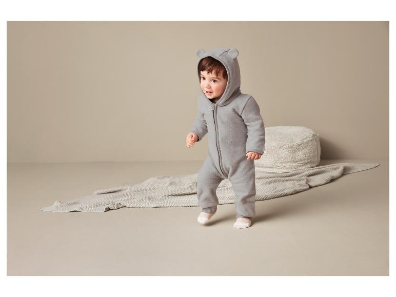 Gehe zu Vollbildansicht: lupilu® Baby-Fleece-Overall, Kapuze mit Öhrchen-Applikation - Bild 8