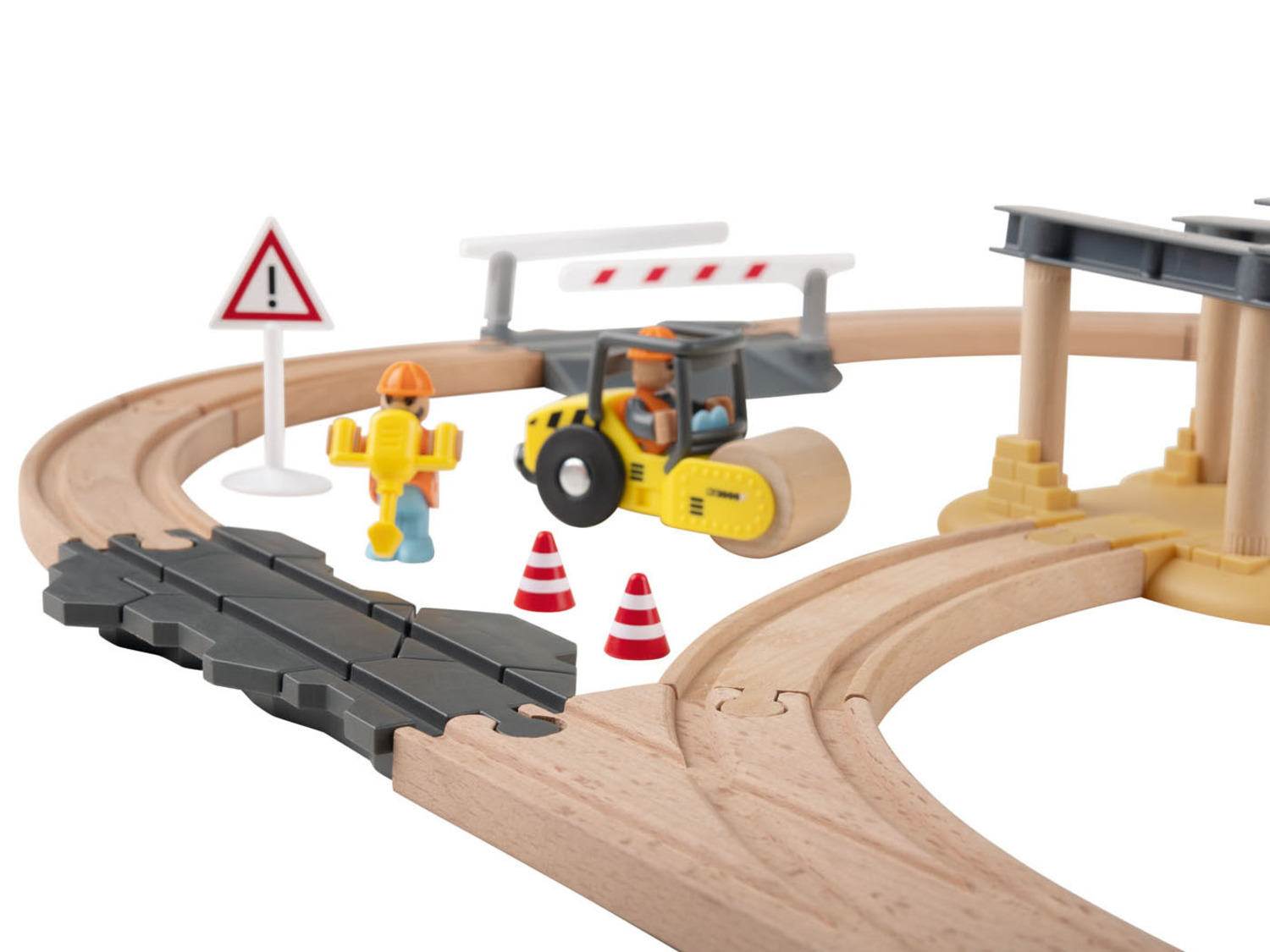 Buchenholz Playtive Baustelle, mit Holz-Eisenbahn-Set