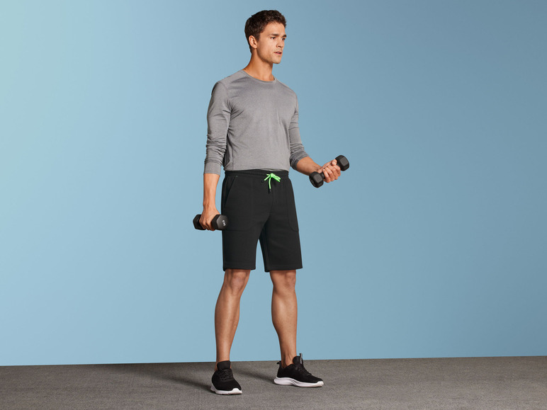 Gehe zu Vollbildansicht: CRIVIT Herren Sweatshorts mit HeiQ Mint Technologie - Bild 11