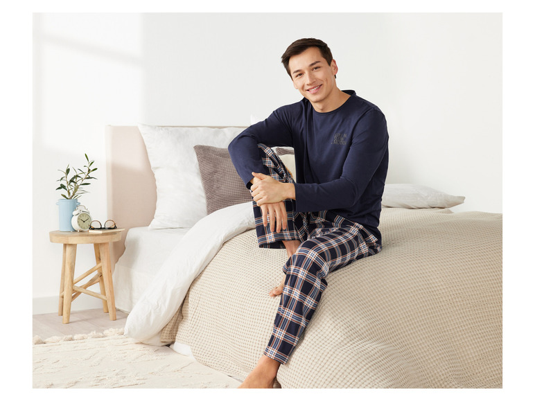 Gehe zu Vollbildansicht: LIVERGY® Herren Pyjama, lang, mit Rundhalsausschnitt - Bild 9