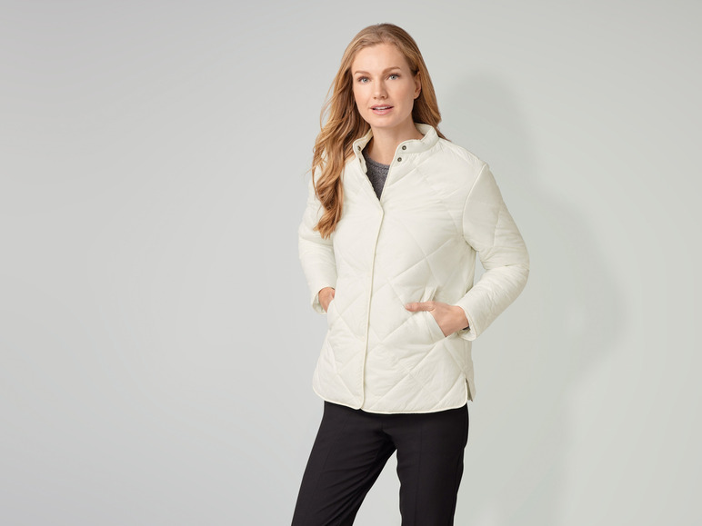 Gehe zu Vollbildansicht: esmara® Damen Lightweight-Steppjacke, windabweisend - Bild 11