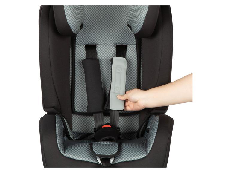 Gehe zu Vollbildansicht: bebeconfort ISOFIX-Autositz »Ever Fix«, 7-fach höhenverstellbare Kopfstütze - Bild 23