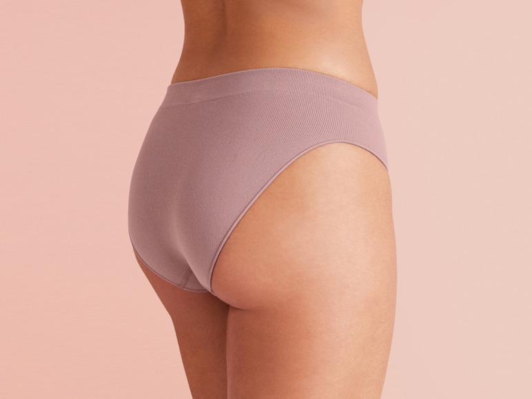 Gehe zu Vollbildansicht: esmara® Damen Slips, 3 Stück, seamless, in Ripp-Qualität - Bild 16