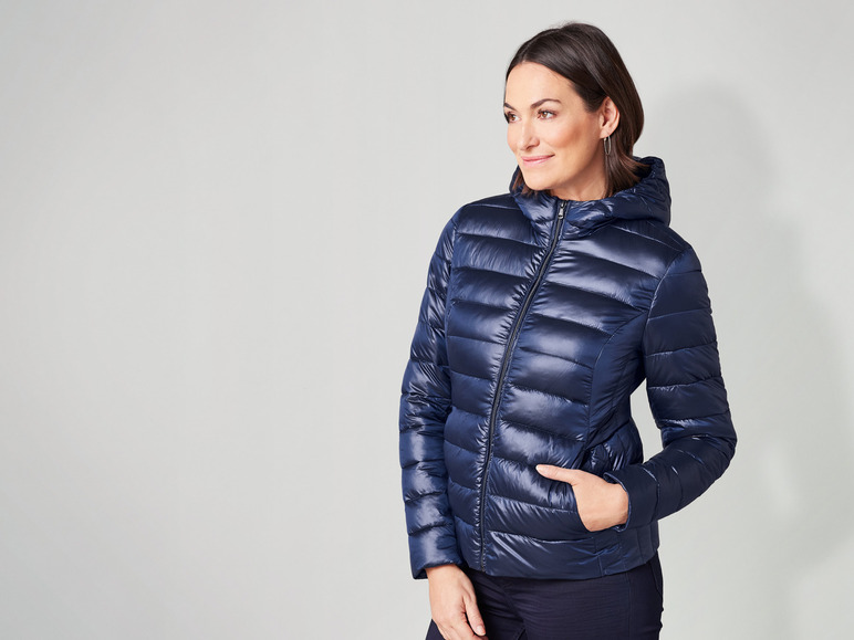 Gehe zu Vollbildansicht: esmara® Damen Lightweight-Jacke, windabweisend - Bild 8