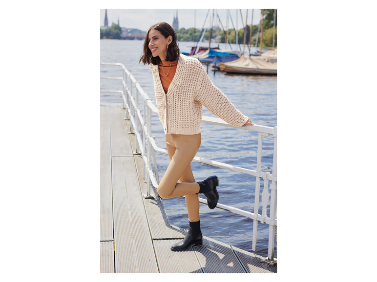 Gehe zu Vollbildansicht: esmara® Damen Strickpullover in modischer Ripp-Qualität - Bild 10