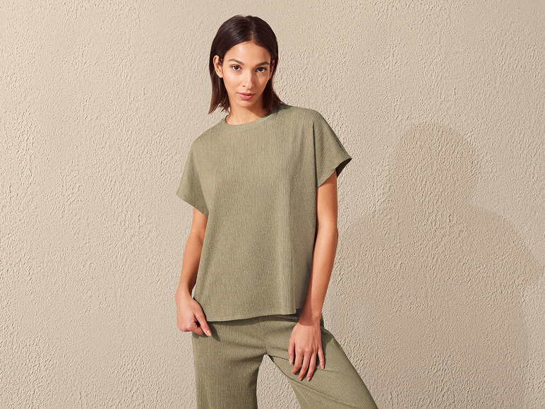 Gehe zu Vollbildansicht: esmara® Damen Shirt mit Crinklestruktur - Bild 8