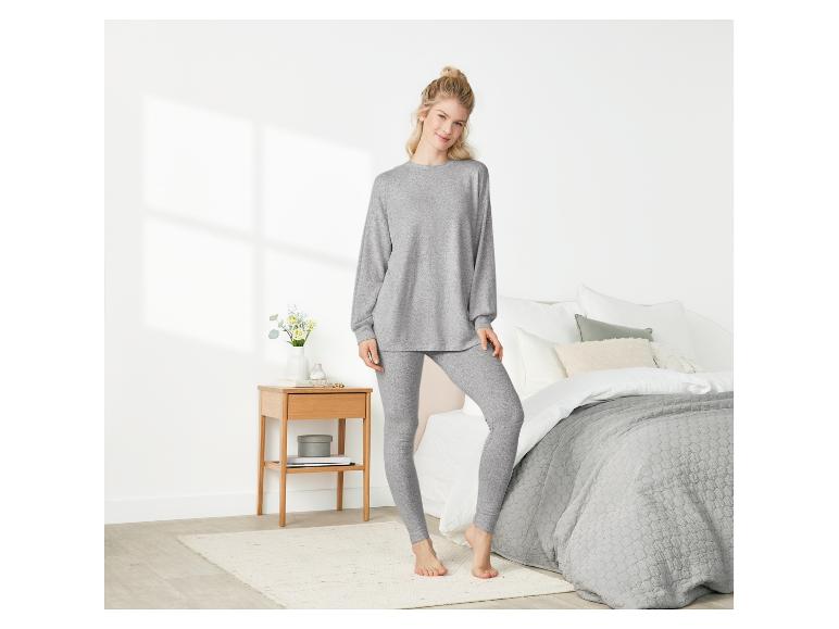 Gehe zu Vollbildansicht: esmara® Damen Pyjama, mit ressourcenschonender Viskose - Bild 2