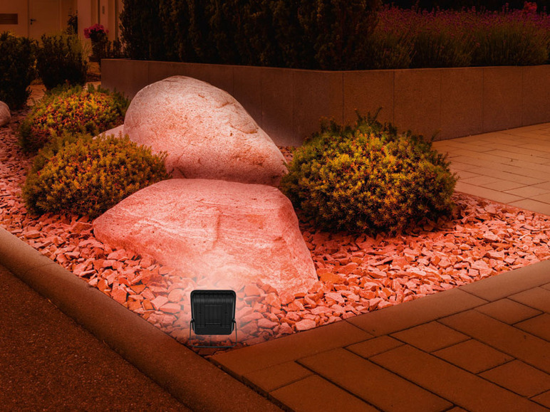 LIVARNO home LED Außenstrahler, »Zigbee Lichtfarbensteuerung Home« mit Smart und RGB