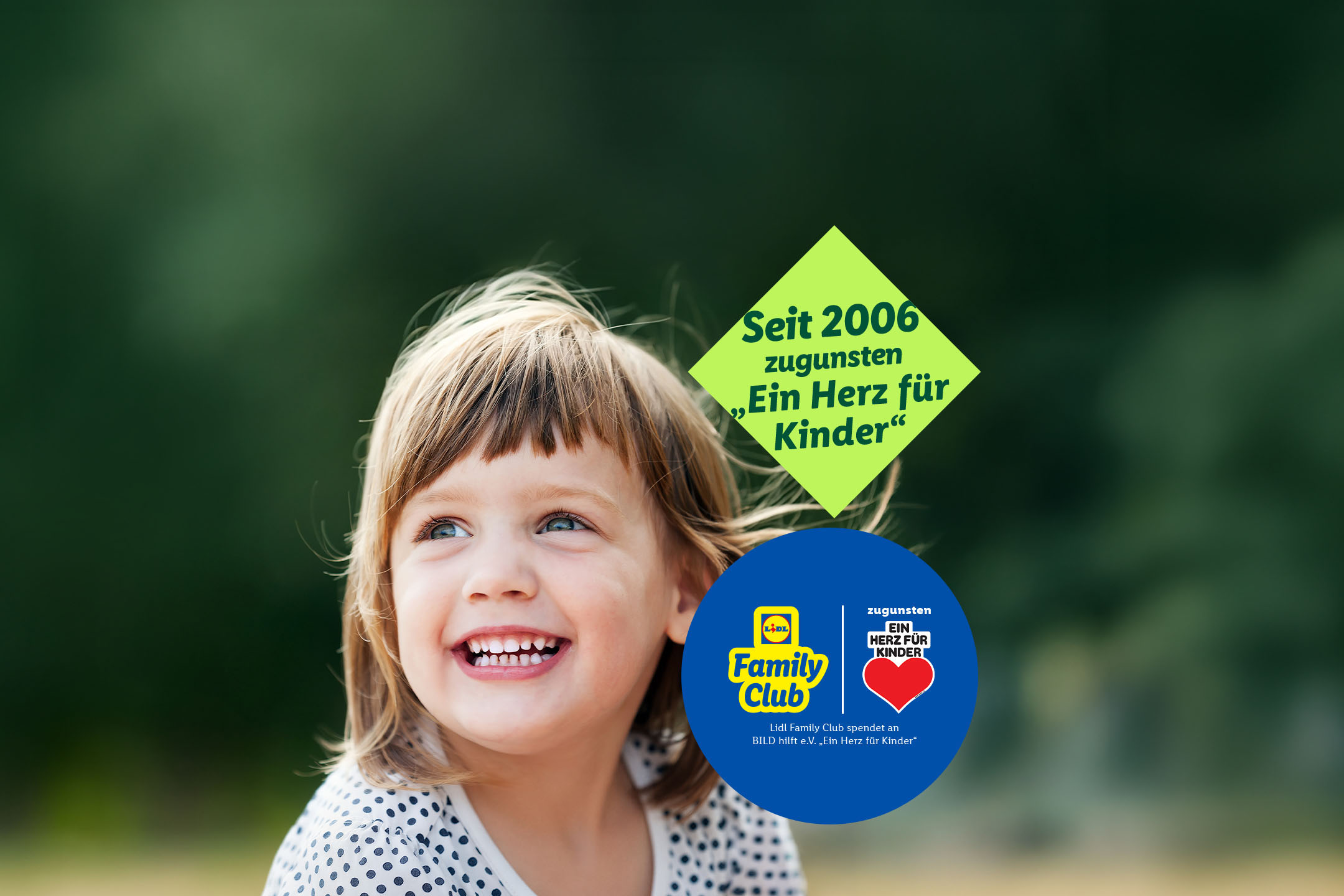 AI-generiert: Seit 2006 zugunsten „Ein Herz für Kinder“: Ein lachendes Mädchen im Freien neben Logos für Lidl Family Club und Ein Herz für Kinder. Lidl Family Club spendet an BILD hilft e.V. „Ein Herz für Kinder“.